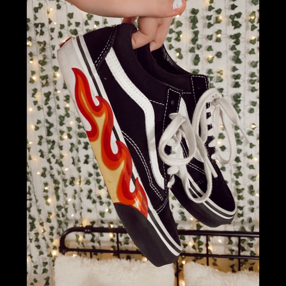 very rare old school flame Vans